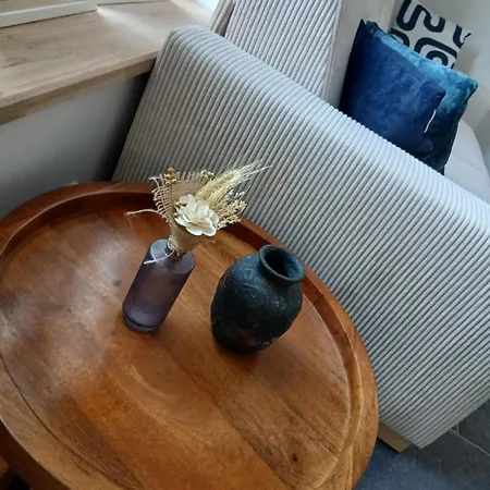 Aux Charmes Flamands بيت للعطل *